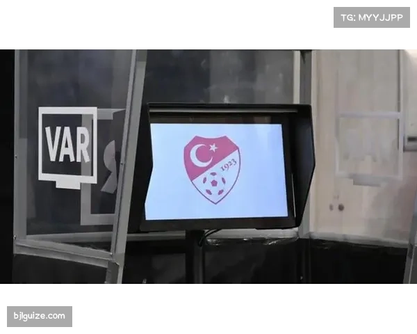 土媒曝俱乐部高层卷入投资风波,数千名球员受牵连